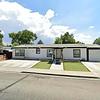Mobile Home for Sale: 3 Bed 2 Bath 2003 Mobile Home