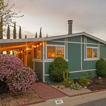 Thumbnail of mobile home
