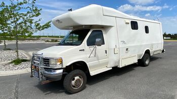 Thumbnail of RV