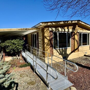 Thumbnail of mobile home