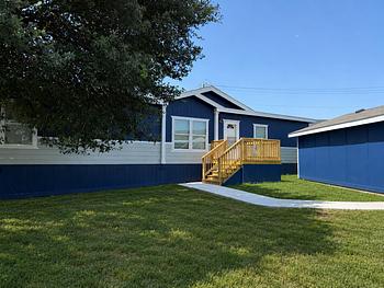 Thumbnail of mobile home