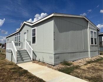 Thumbnail of mobile home
