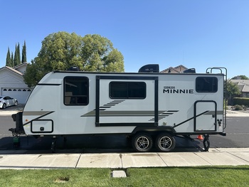 Thumbnail of RV