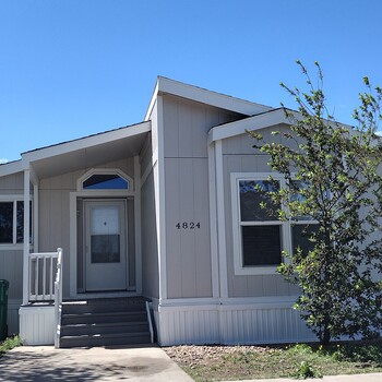 Thumbnail of mobile home