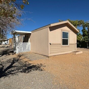 Thumbnail of mobile home
