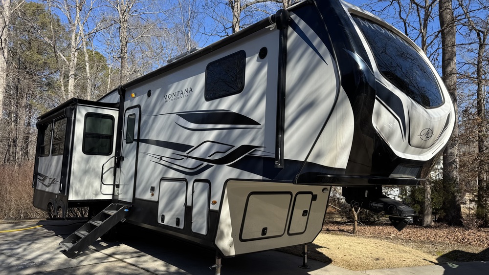 Photo of Rv