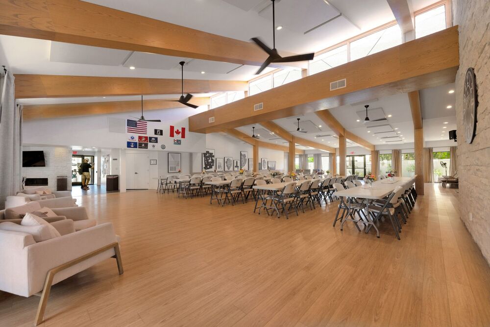 73 3300 E Broadway Rd Mesa AZ 85204 USA Dining room 2T6A0147