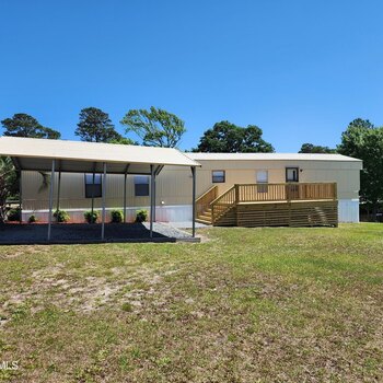 Thumbnail of mobile home