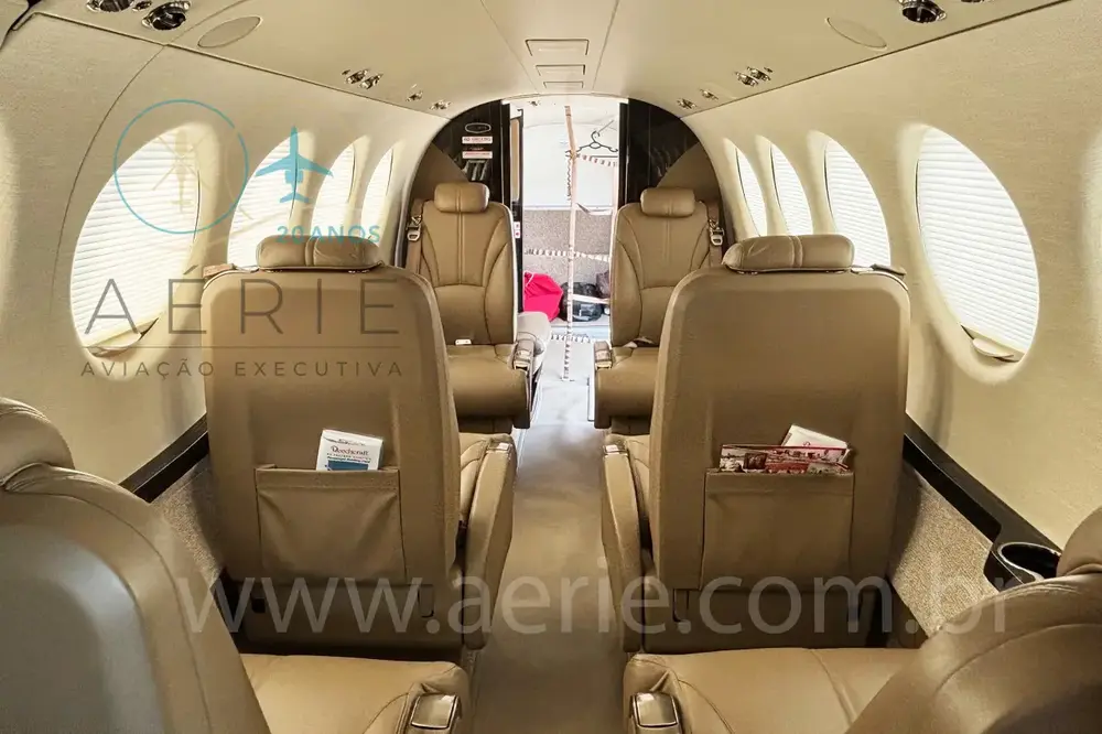 7374/beechcraft-king-air-260-2023-flightmarket-id-7374-08073.webp