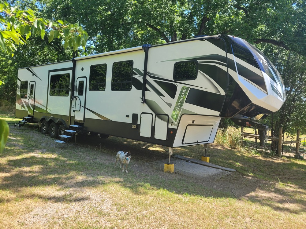 Photo of Rv
