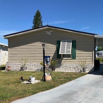 Thumbnail of mobile home