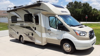 Thumbnail of RV