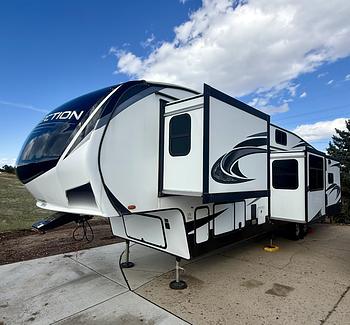 Thumbnail of RV