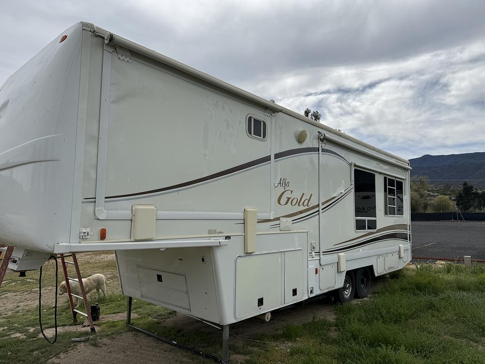 Photo of Rv