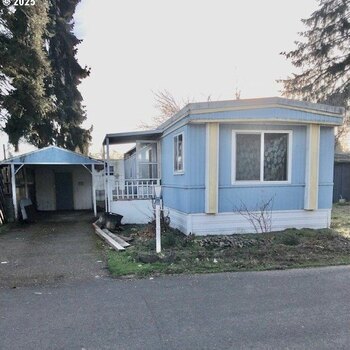 Thumbnail of mobile home