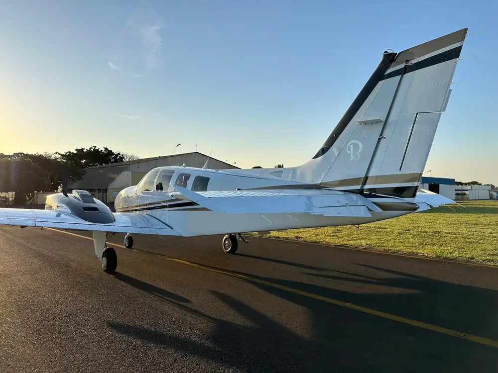 7513/beechcraft-baron-g58-2008-flightmarket-id-7513-45436.webp