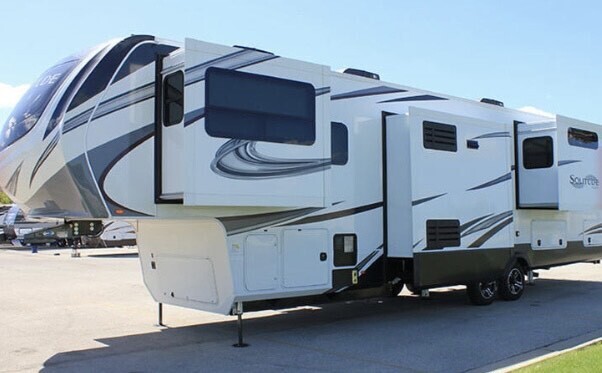 Photo of Rv