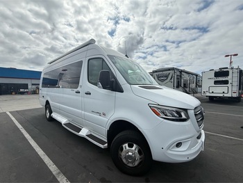 Thumbnail of RV