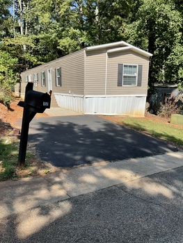 Thumbnail of mobile home