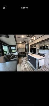 Thumbnail of RV