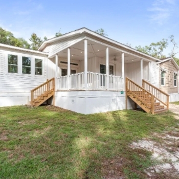 Thumbnail of mobile home