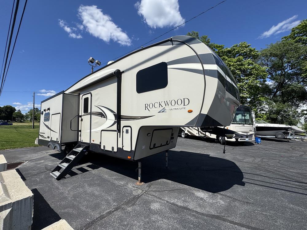 Photo of Rv