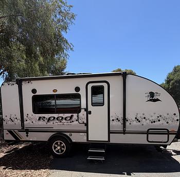 Thumbnail of RV