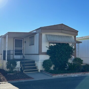 Thumbnail of mobile home