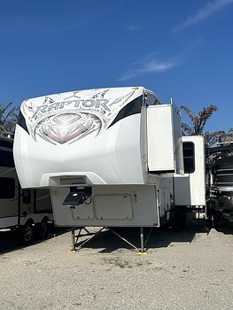 Thumbnail of RV