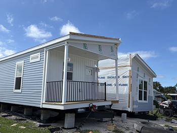 Thumbnail of mobile home