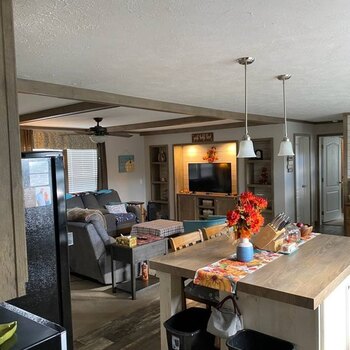 Thumbnail of mobile home