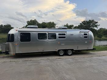 Thumbnail of RV