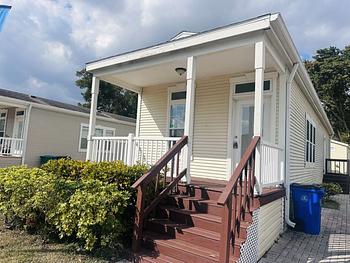 Thumbnail of mobile home