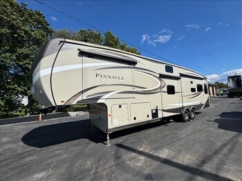Thumbnail of RV