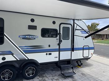 Thumbnail of RV