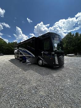 Thumbnail of RV