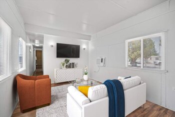 Thumbnail of mobile home