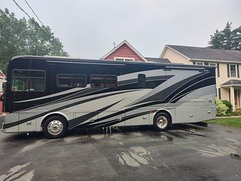 Thumbnail of RV