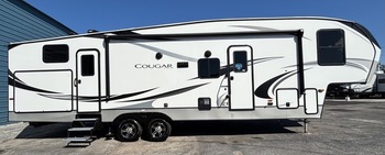 Thumbnail of RV