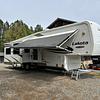 RV for Sale: 2007 LAKOTA 33