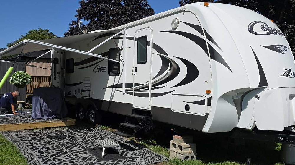 Photo of Rv