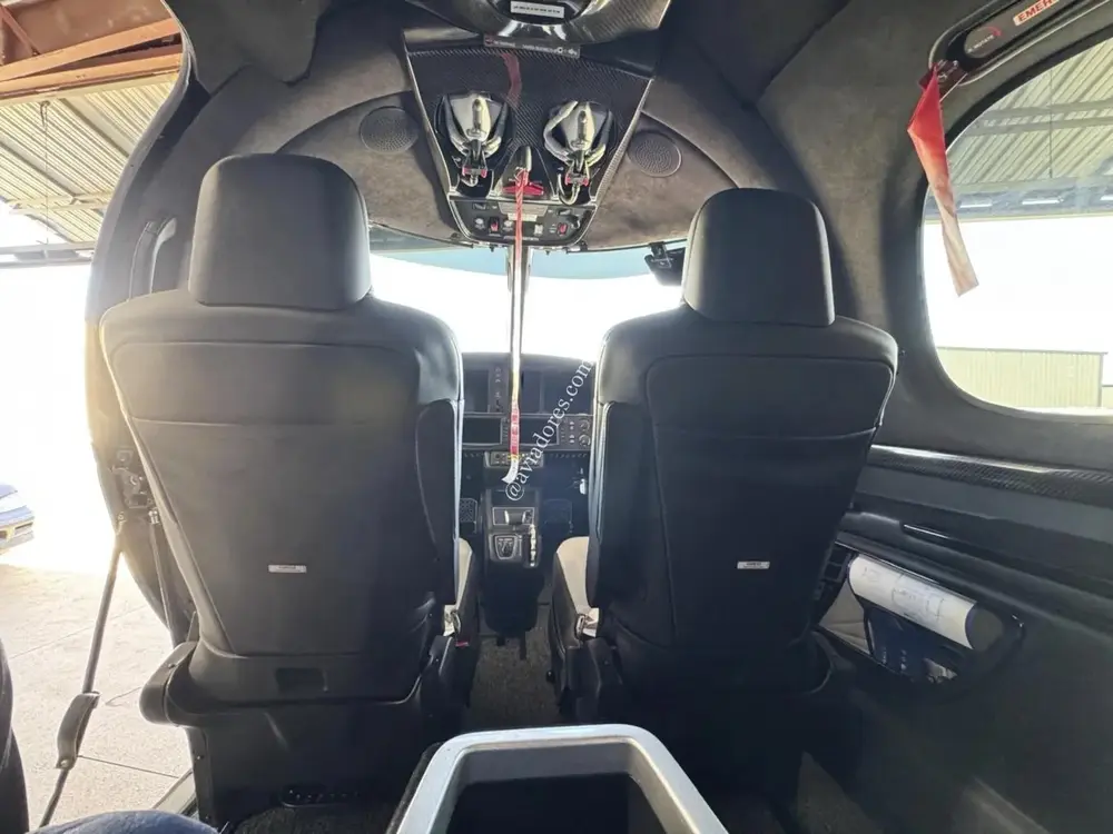 7928/cirrus-vision-jet-2022-flightmarket-id-7928-54333.webp