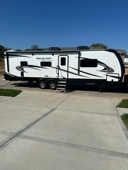 Thumbnail of RV