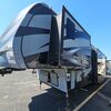 RV for Sale: 2016 FUZION 414