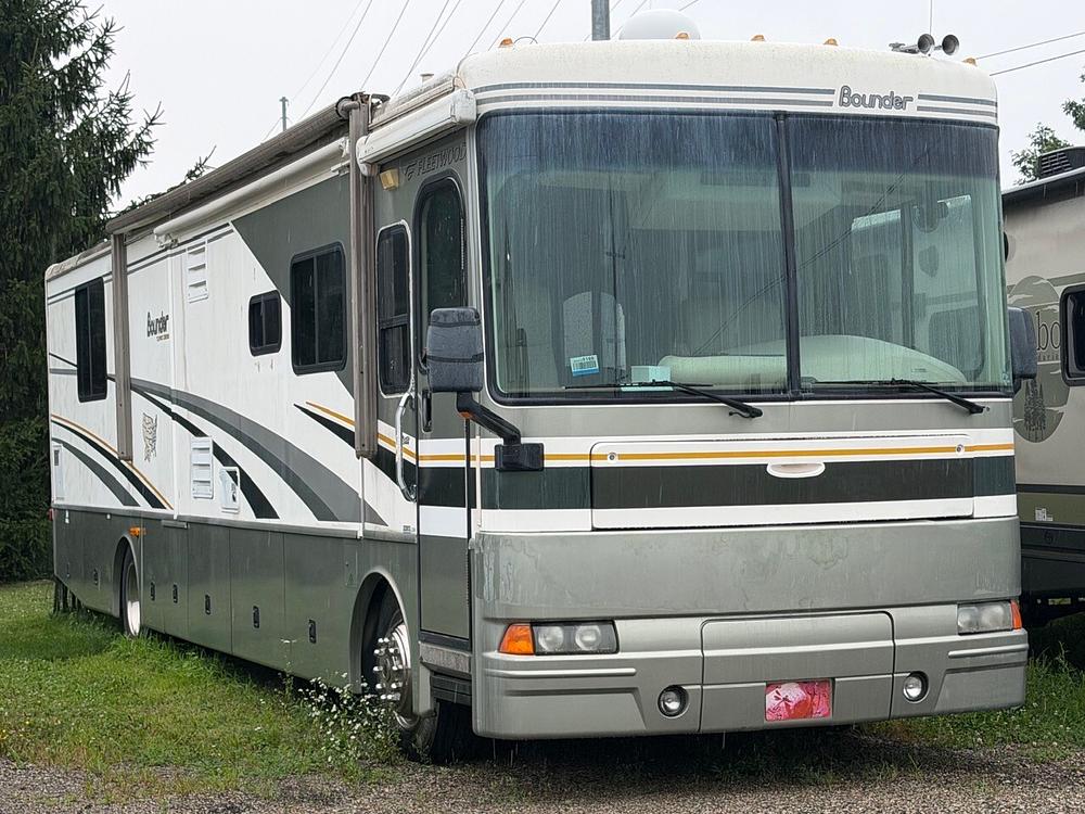 Photo of Rv