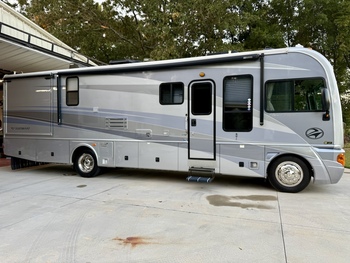 Thumbnail of RV