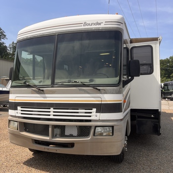Thumbnail of RV