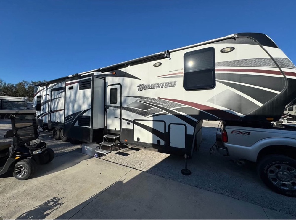 Photo of Rv