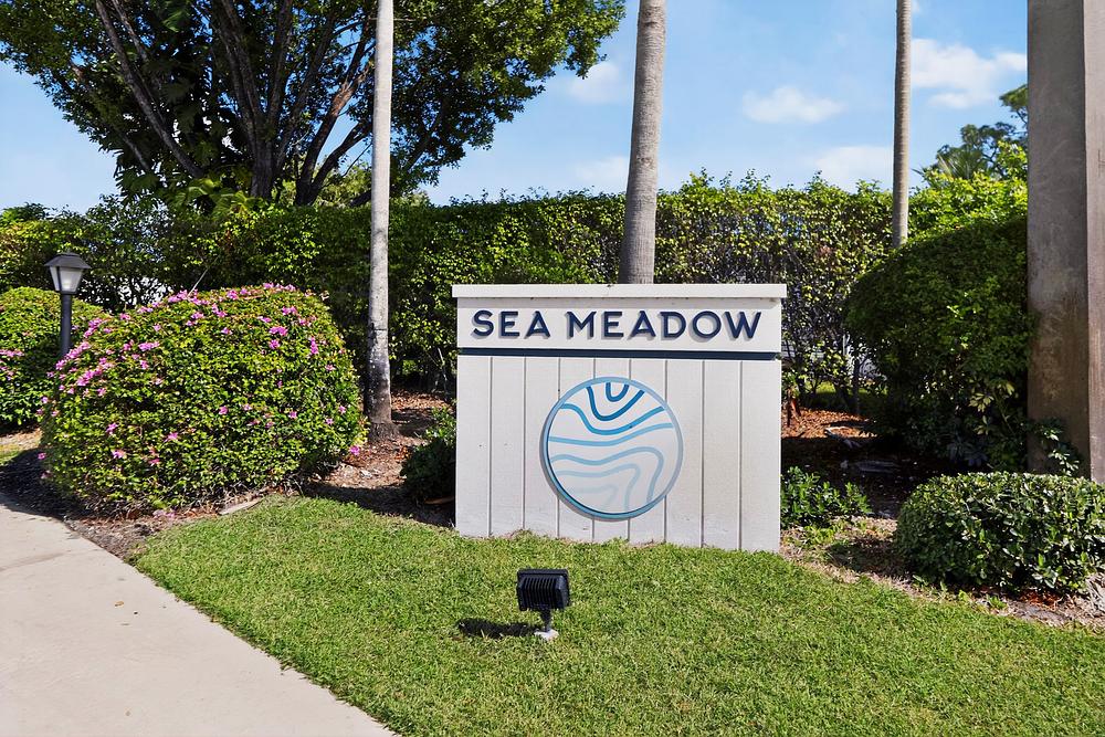 47 4290 Royal Manor Blvd Boynton Beach FL 33436 Others 984A3774 EDIT
