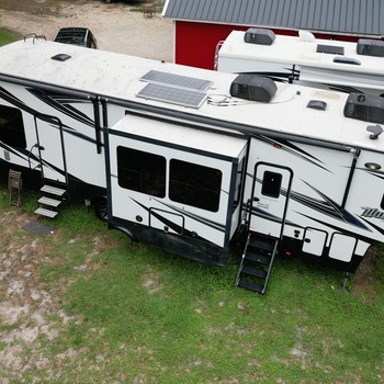 Thumbnail of RV